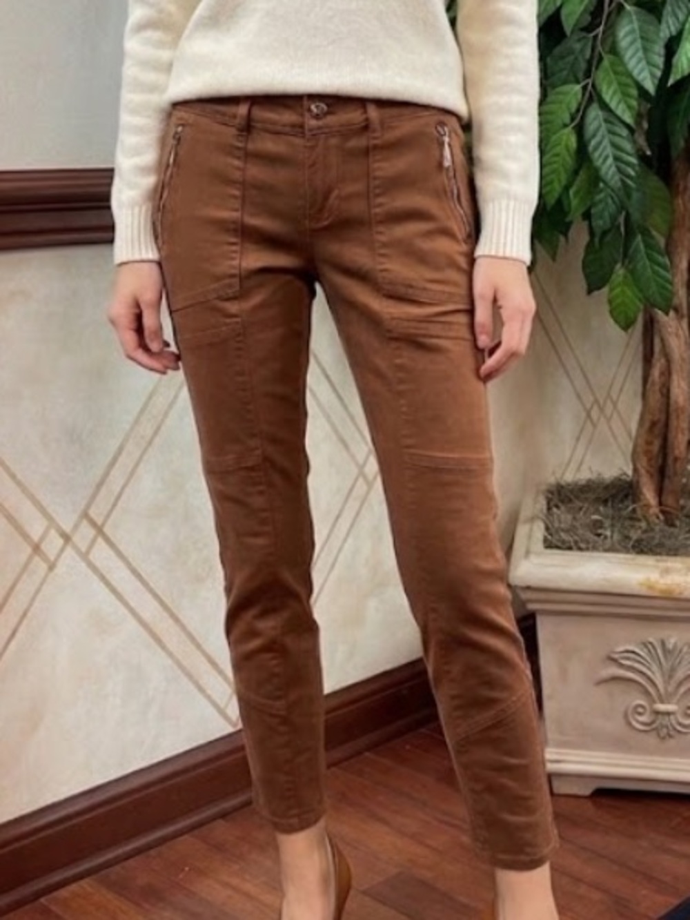 WHBM WHISKEY BROWN ZIP DETAIL SKIMMER JEANS